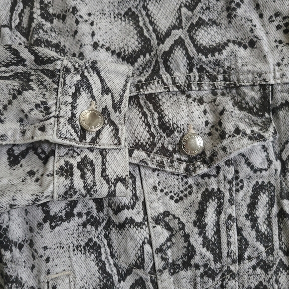 Alexander Wang Game Snake Print Casual Oversized Denim Jacket - Picture 8 of 10